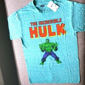 Men’s small Hulk Marvel shirt